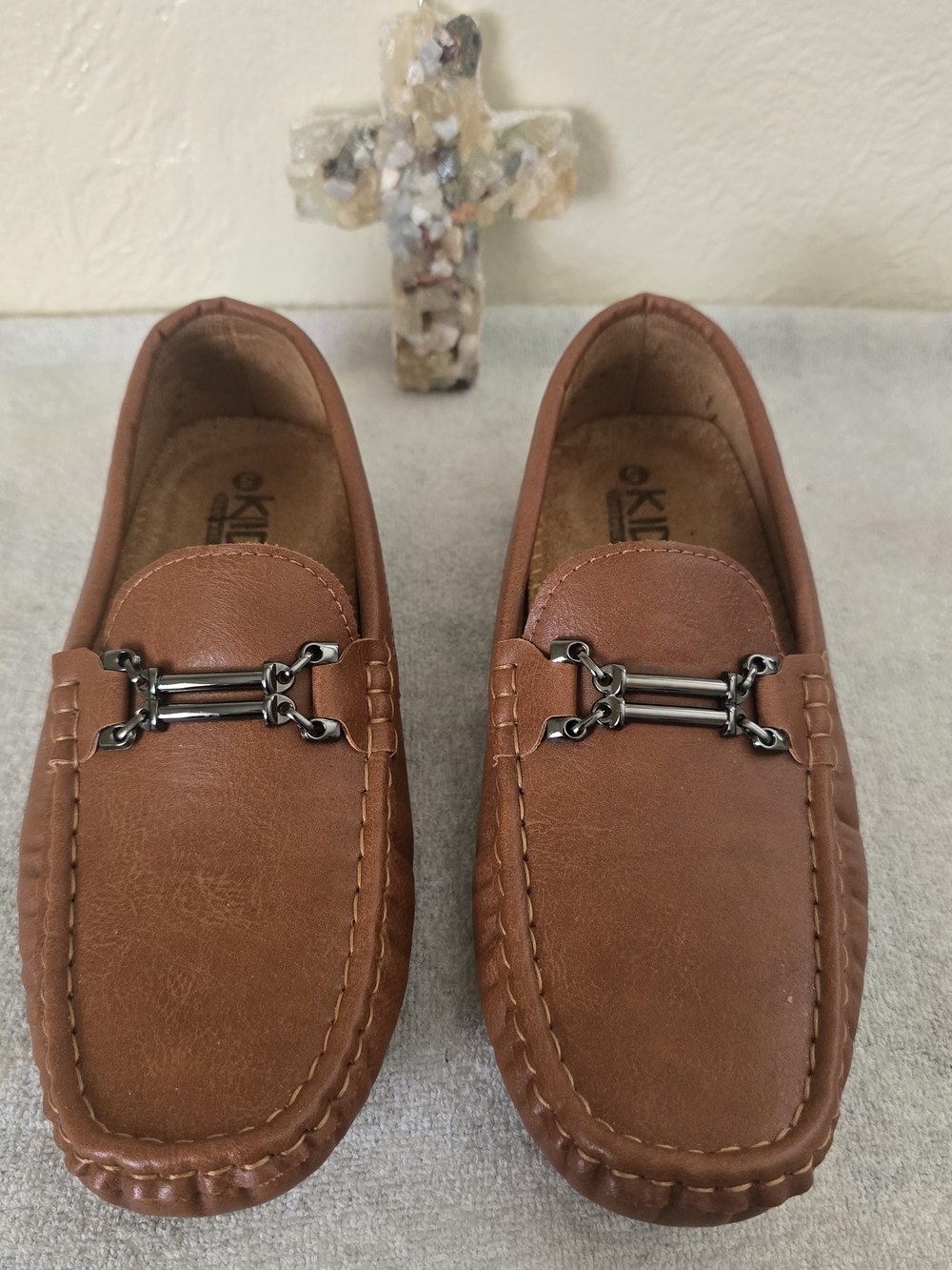 Boy's Moccasin Loafer Shoes - Size 5 Big Kids (Excellent Condition)